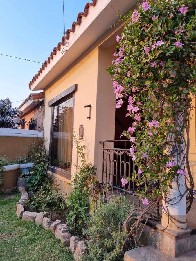 Hostal Las Rosas Salta Extérieur photo