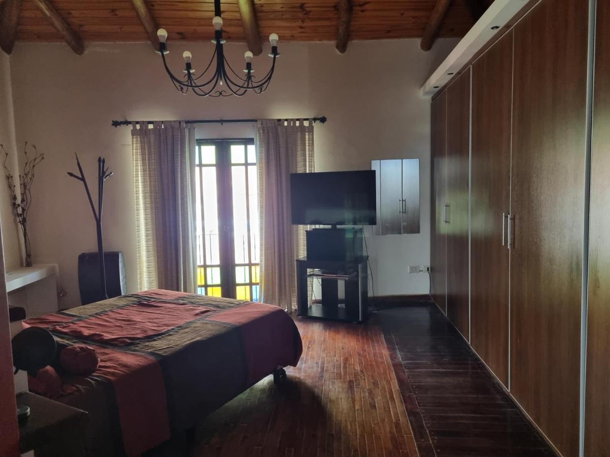 Hostal Las Rosas Salta Extérieur photo